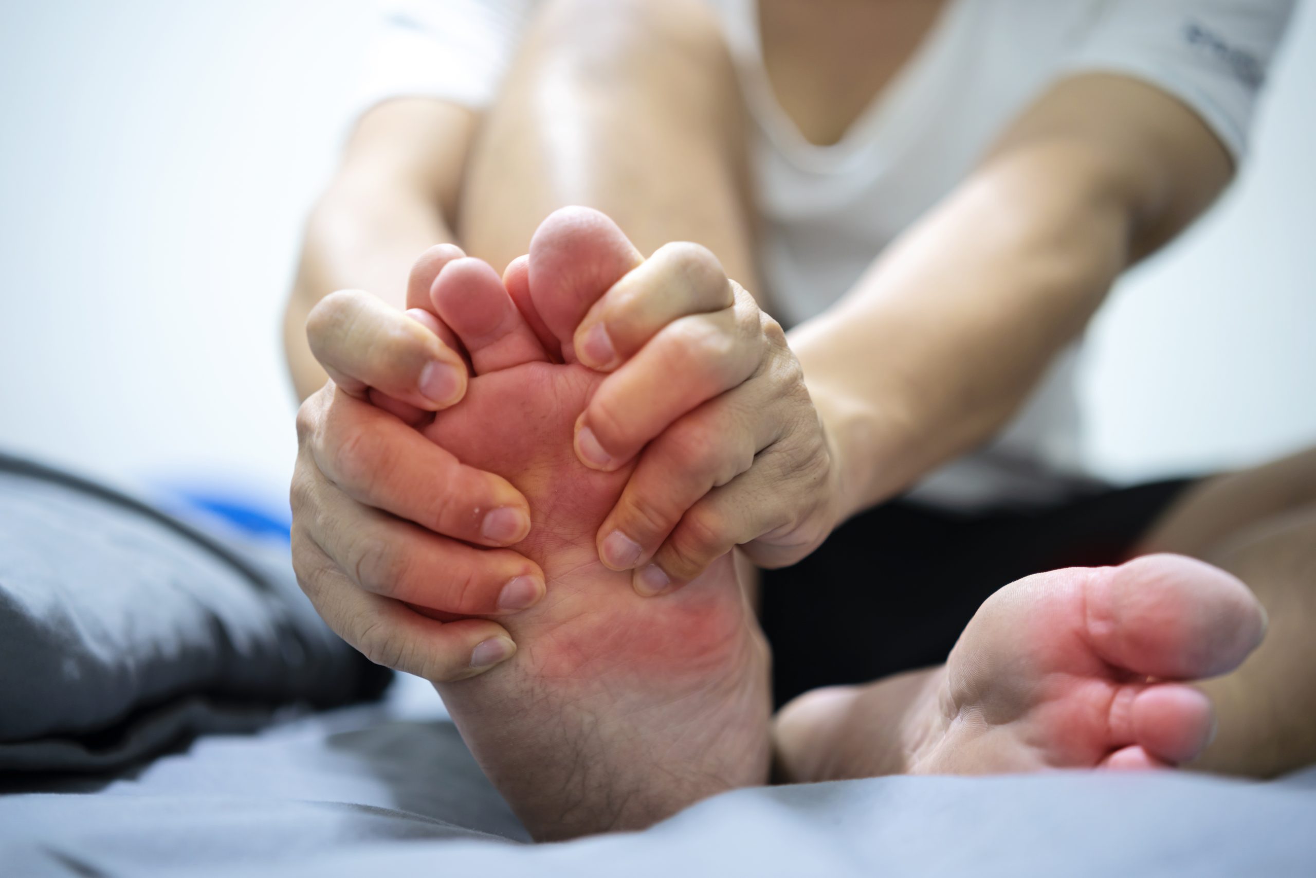 Neuropathy: Types, Causes, Symptoms and Treatment Options