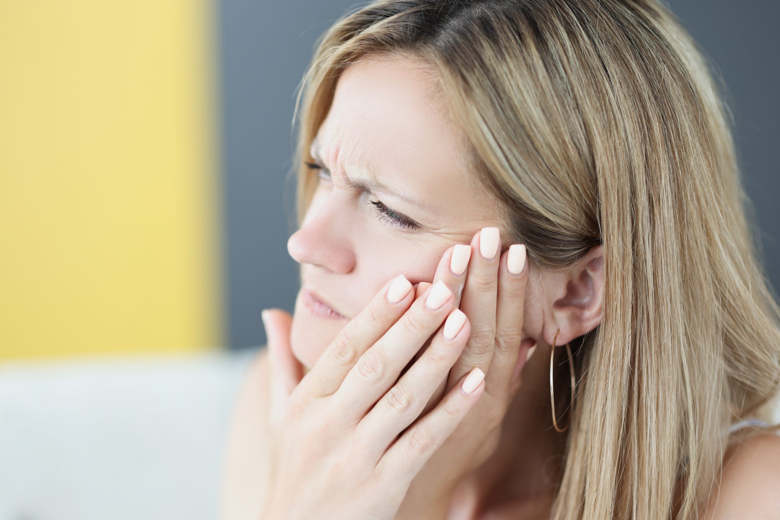 Facial Pain: Types, Causes, Symptoms, and Treatment Options